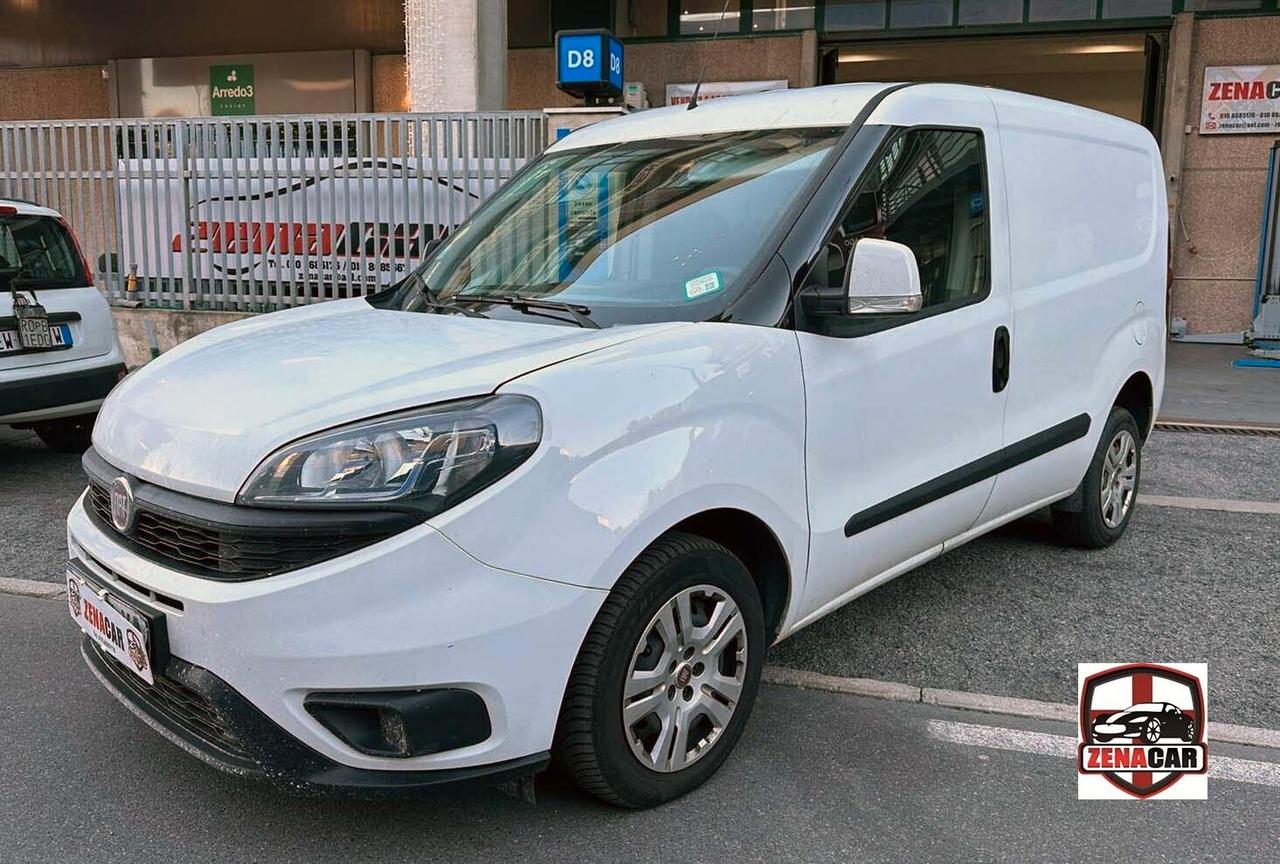 FIAT DOBLO' 1.3 MJET 95 CV NAVIGATORE SENSORI DI PARCHEGGIO UNICO PROPRIETARIO