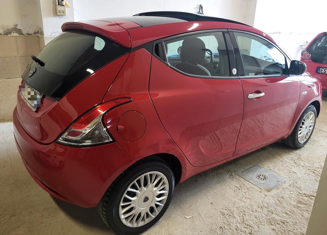 Lancia Ypsilon 1.2 69 CV 5 porte GPL Ecochic Gold