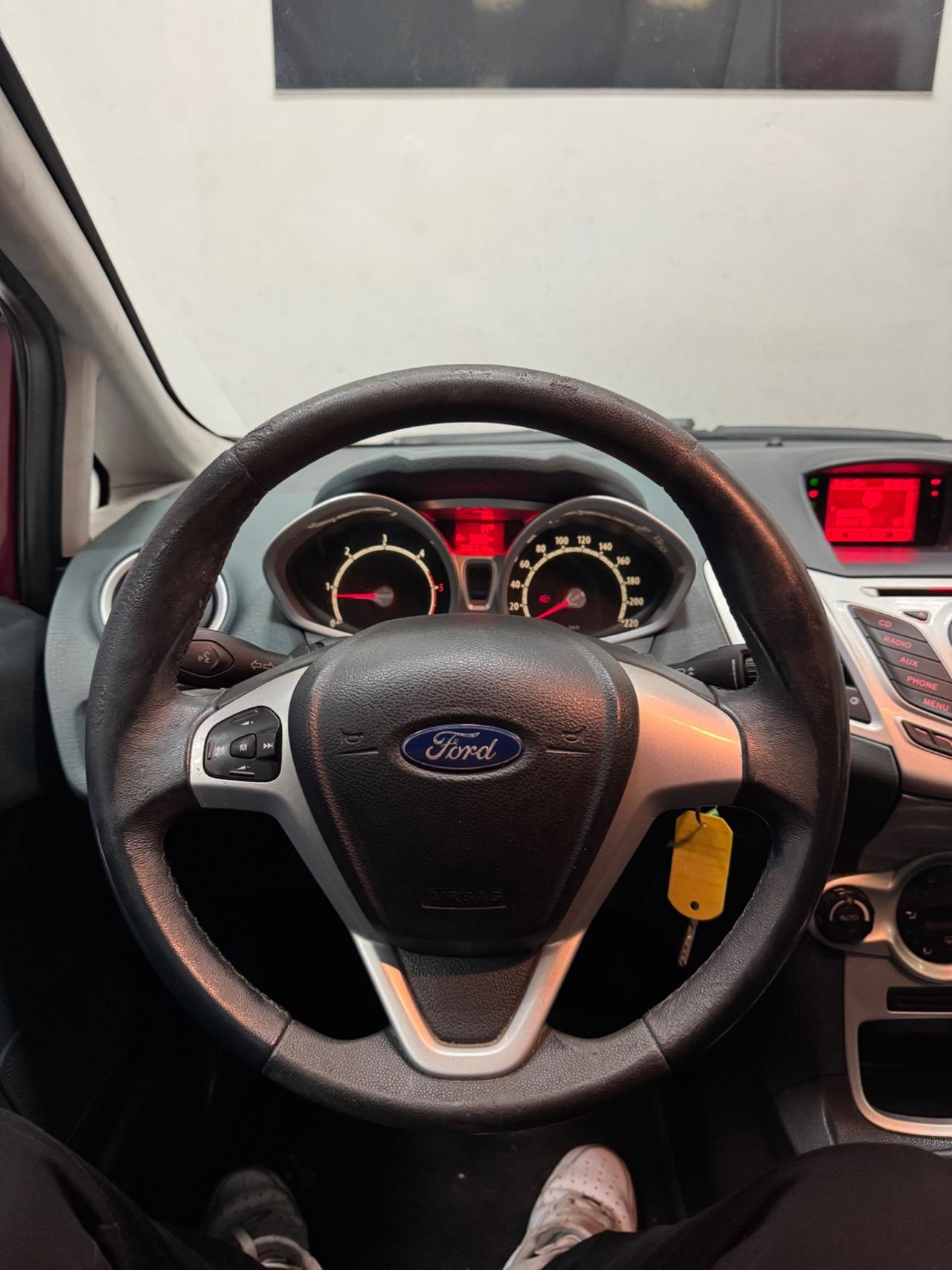 Ford Fiesta 1.6 TDCi 90CV 5 porte DPF Titanium