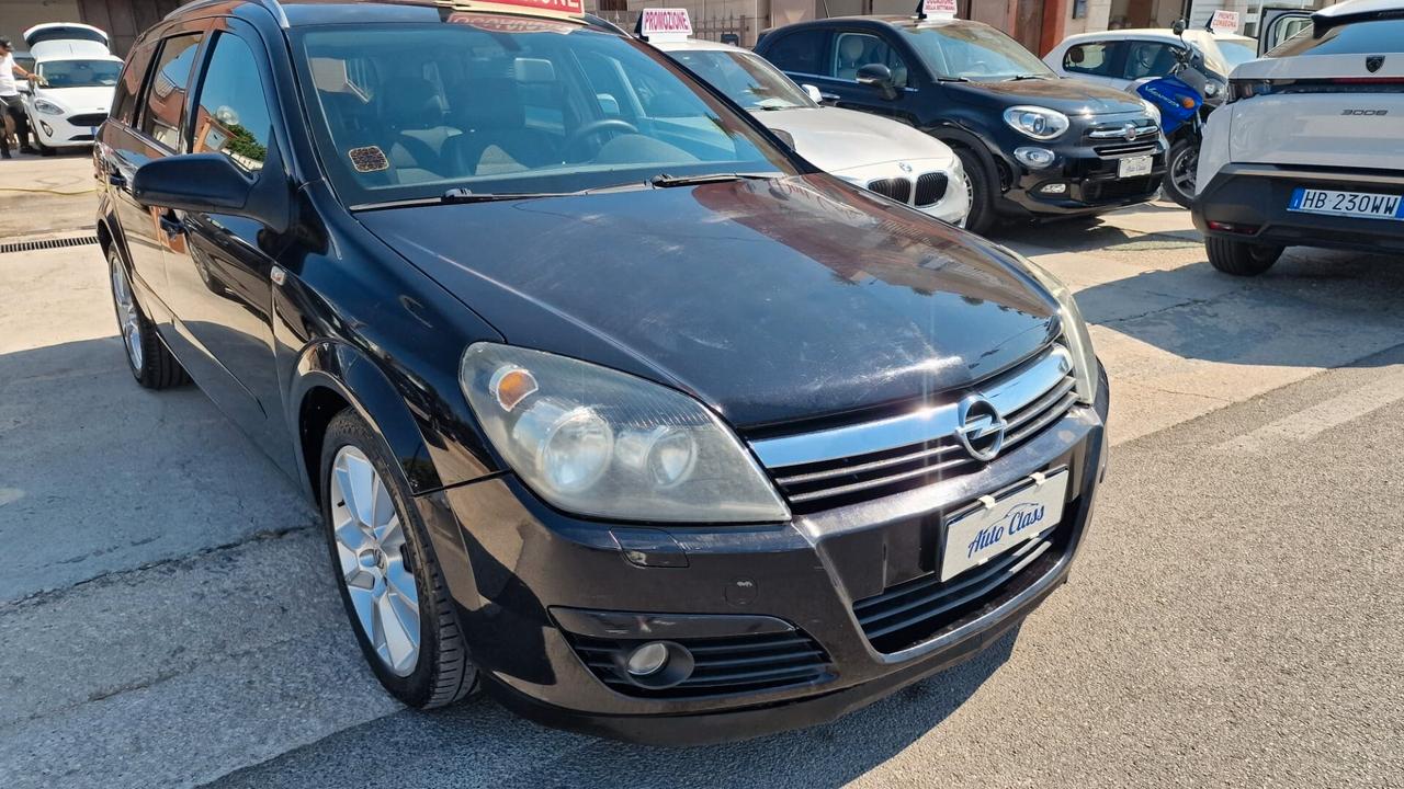 Opel Astra 1.7 CDTI 101CV 5 porte Club
