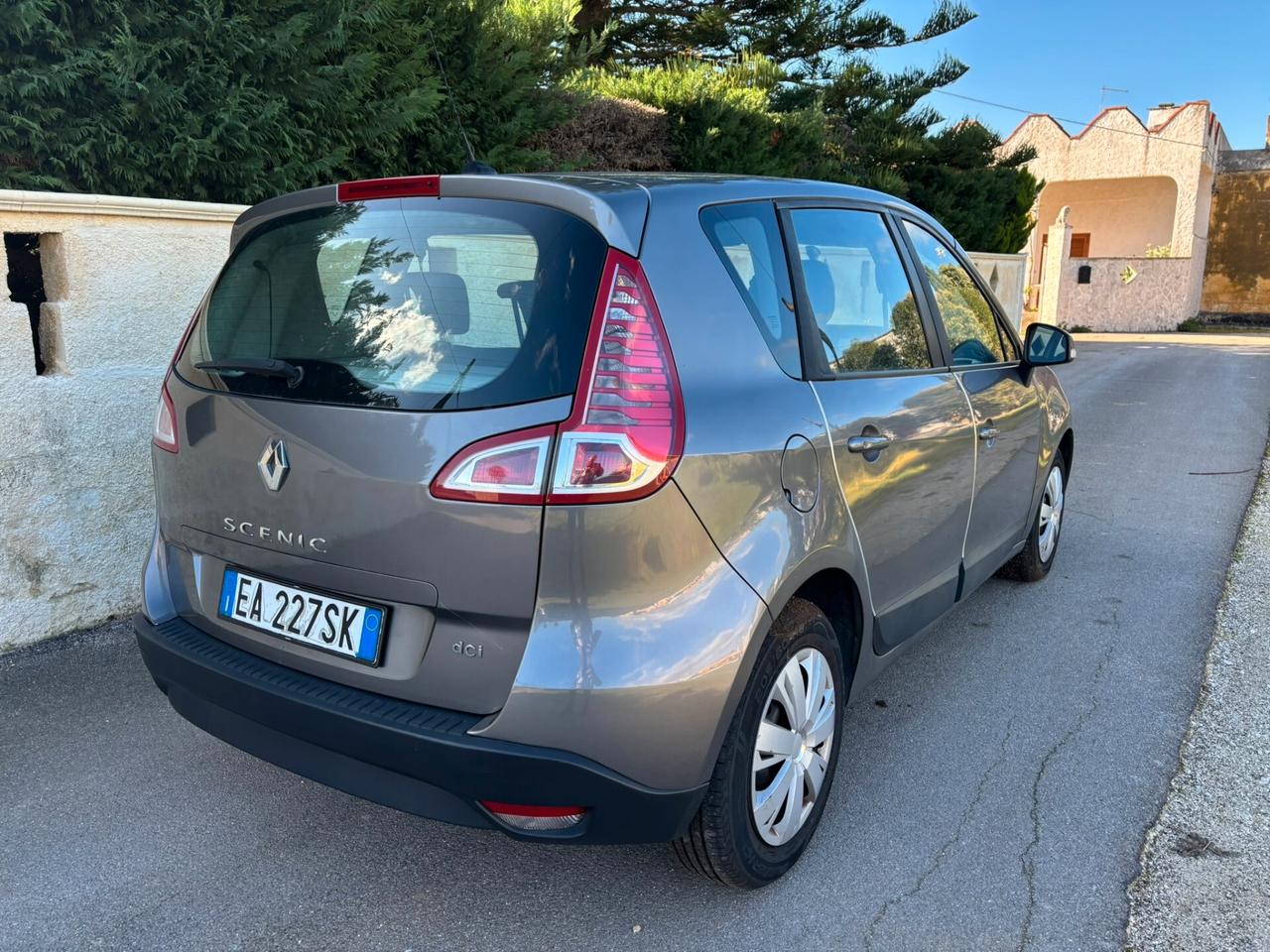 SCENIC XMOD 2010 1.5 D. ( LEGGI ANNUNCIO )