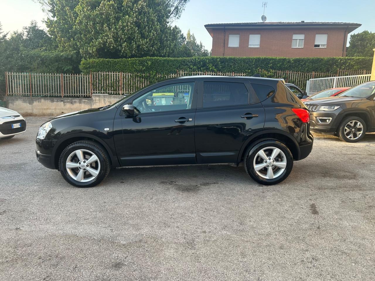 Nissan Qashqai 2.0 dCi 4X4 Automatico Tetto Panorama