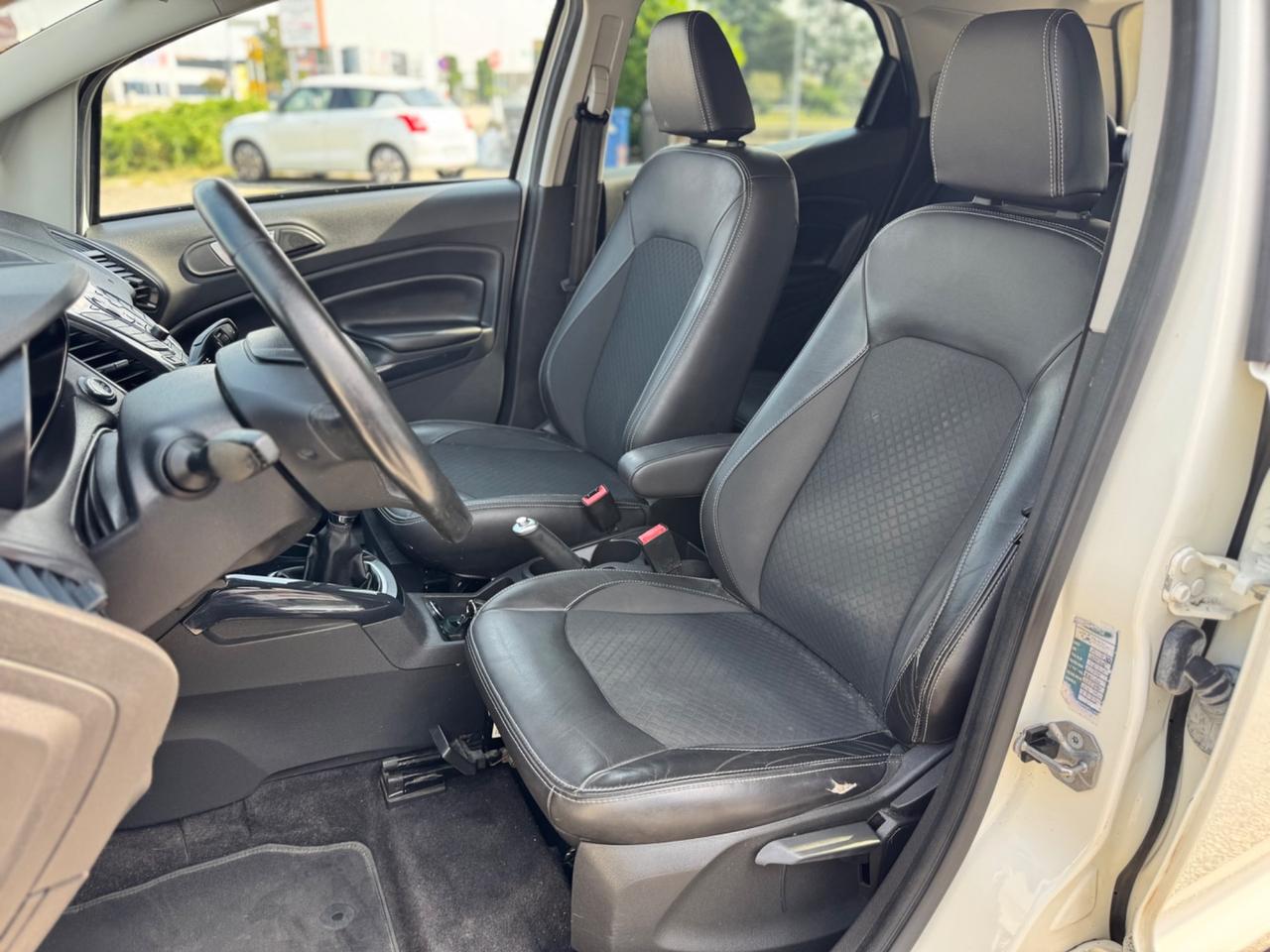 Ford EcoSport 1.5 110 CV Titanium Carrozeria da rivedere