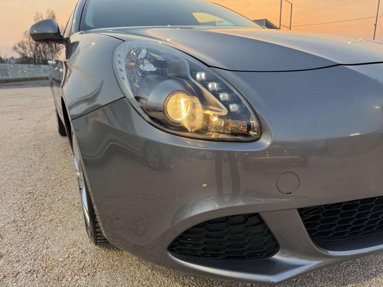 Alfa Romeo Giulietta Giulietta 1.6 jtdm Distinctive 120cv CINGHIA FATTA