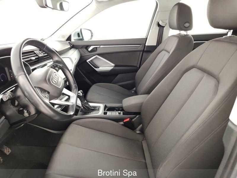 Audi Q3 2.0 35 TDI Business Advanced S Tronic