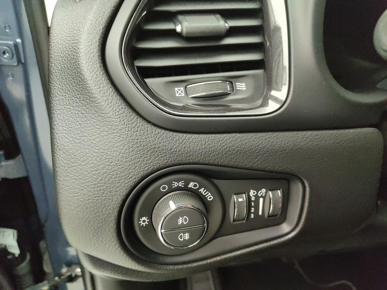 JEEP Renegade 2019 1.3 T4 240CV PHEV S 4XE AT6