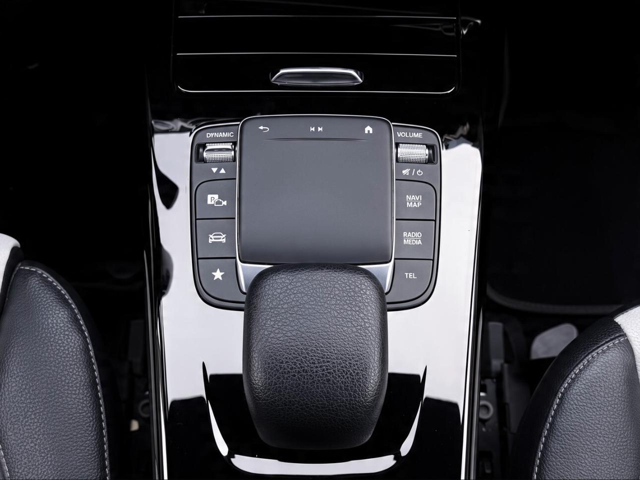 Mercedes-Benz CLA 200 d Cpe Premium AMG TETTO