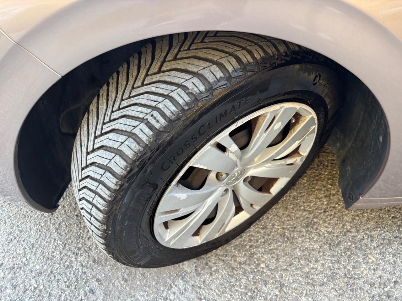 Peugeot 208 1.4 5p. GPL OK NEOPATENTATI