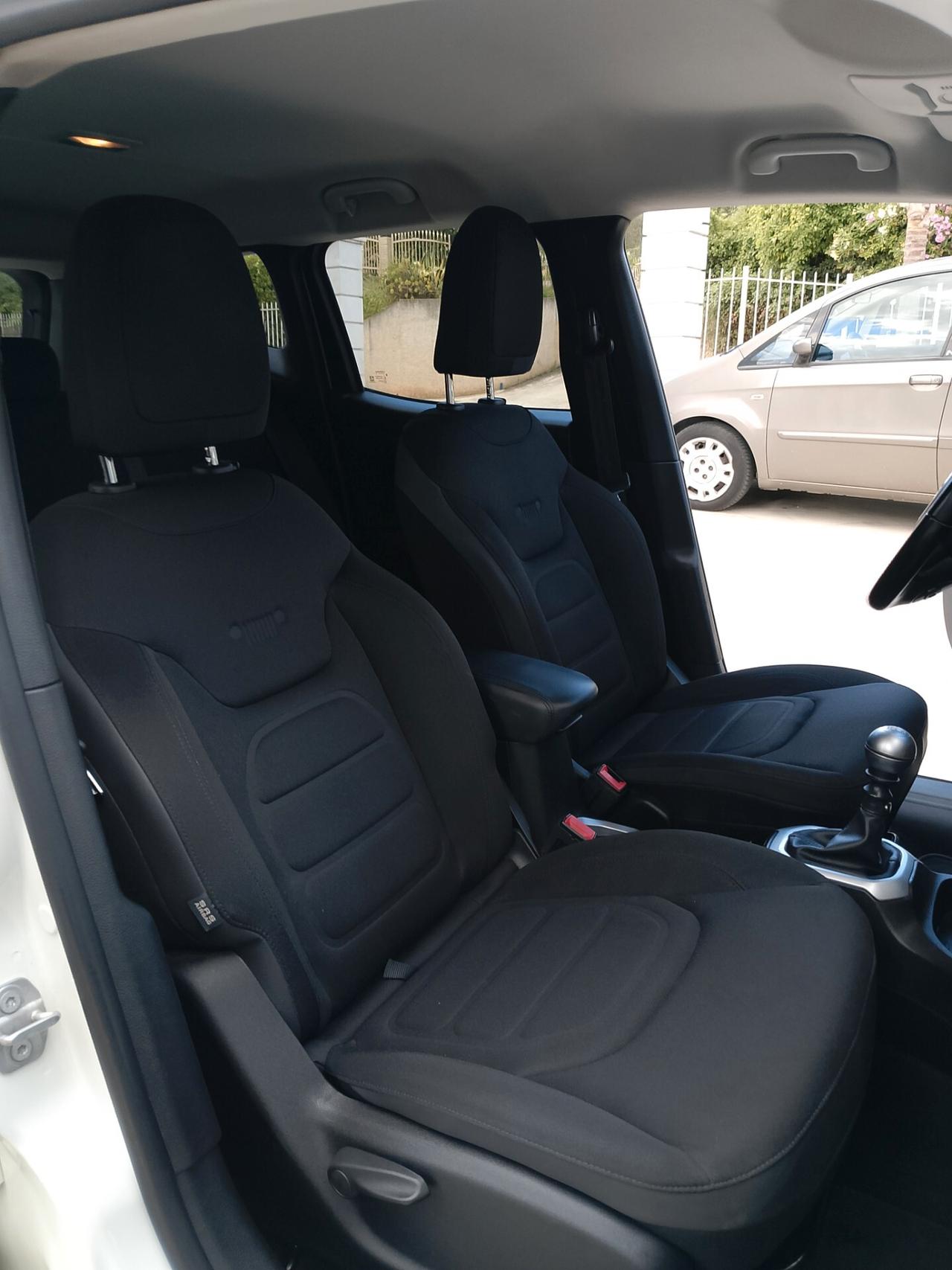 Jeep Renegade 1.6 Mjt 120 CV Longitude