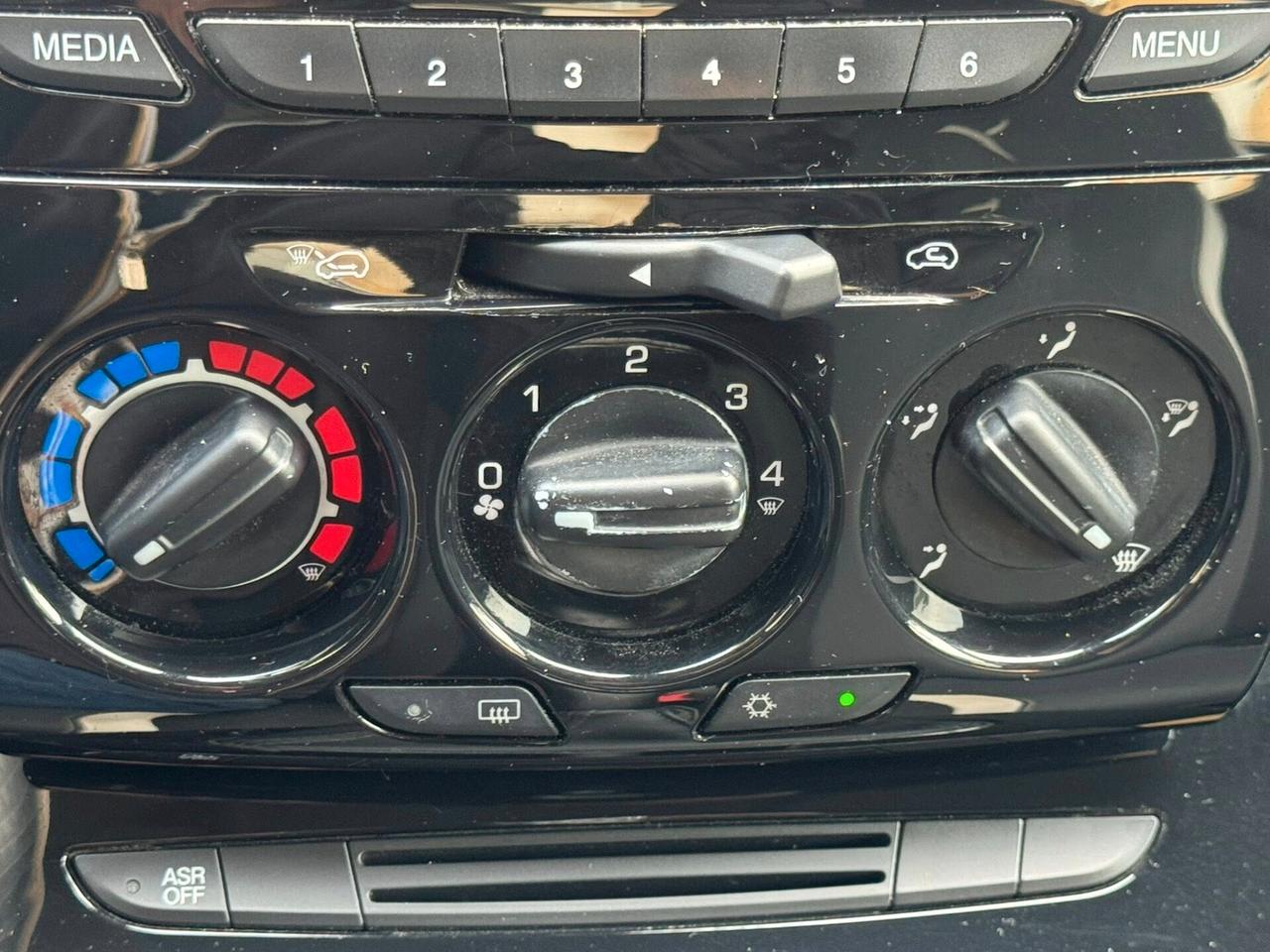 LANCIA YPSILON 1.2 BENZINA GOLD PERFETTA