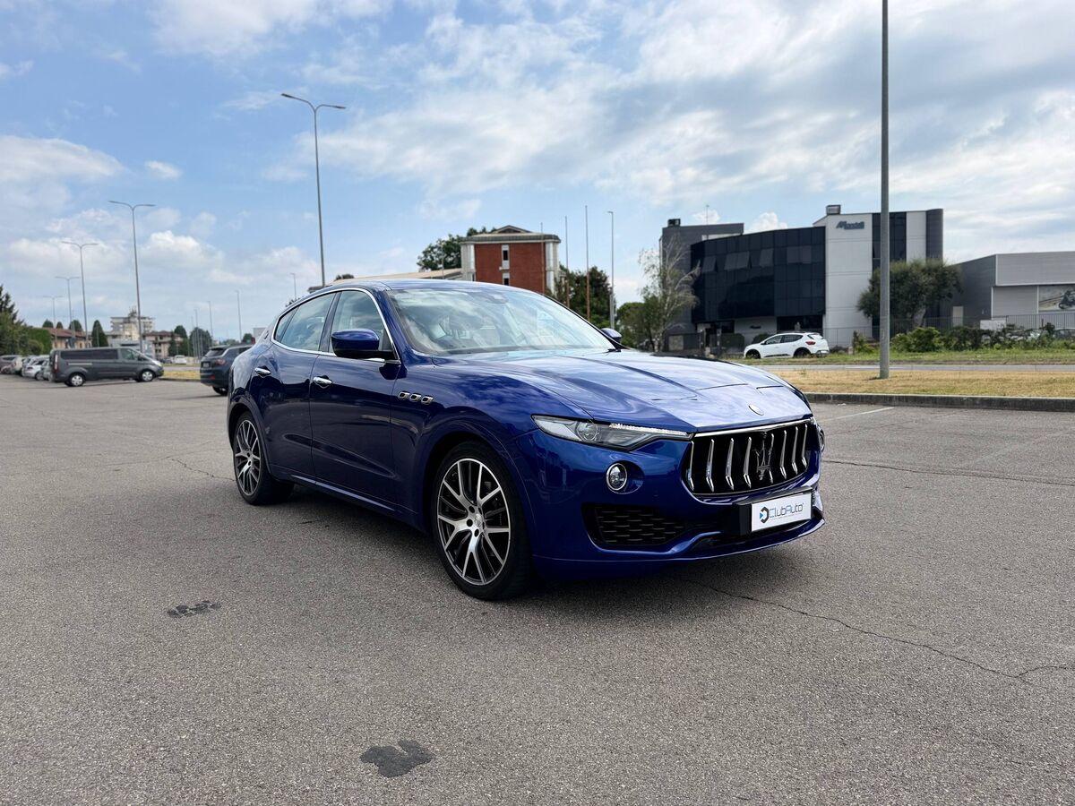 Maserati Levante 3.0 V6 275cv auto