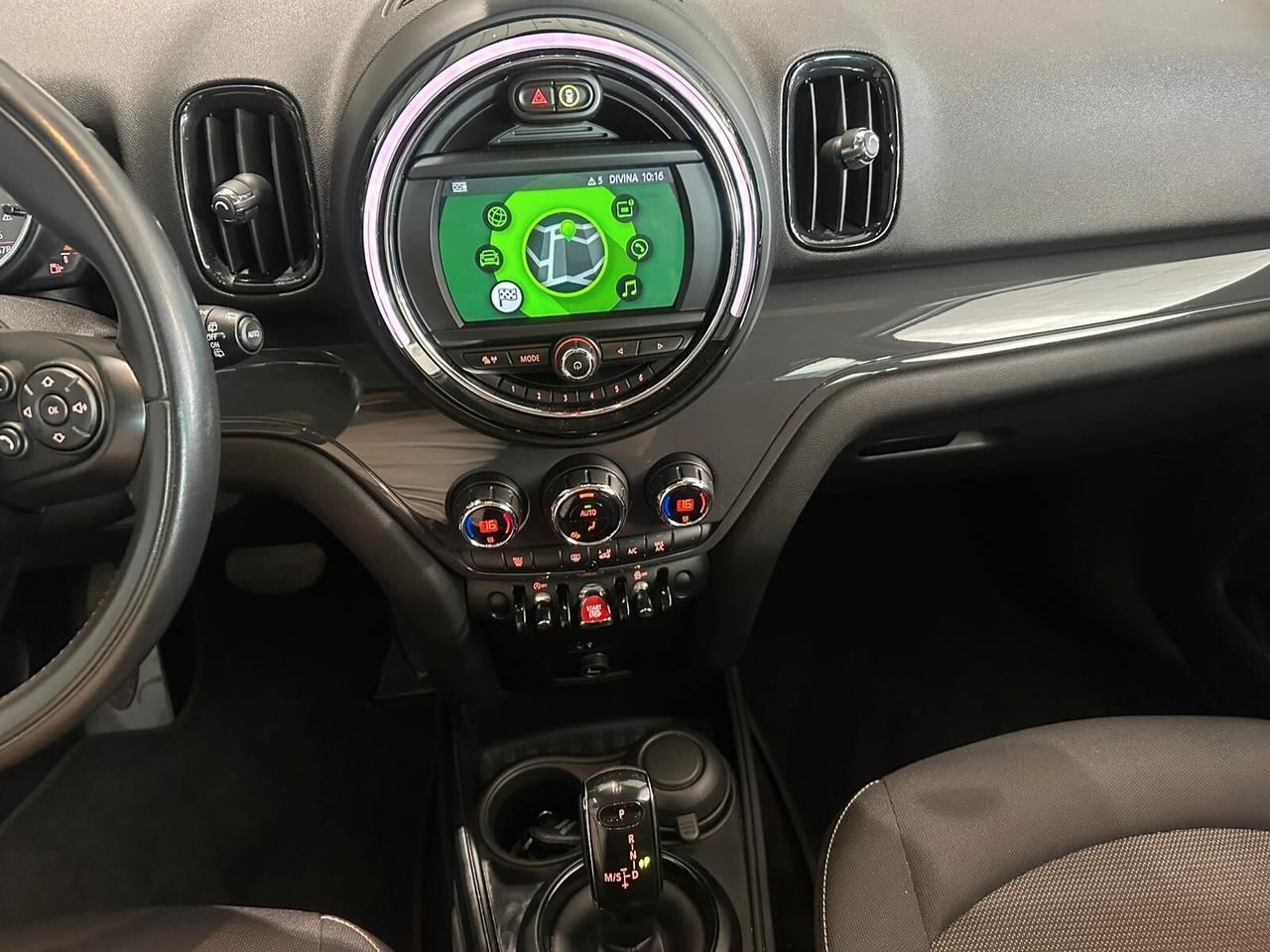 Mini Cooper D Countryman 2.0 Business Automatica