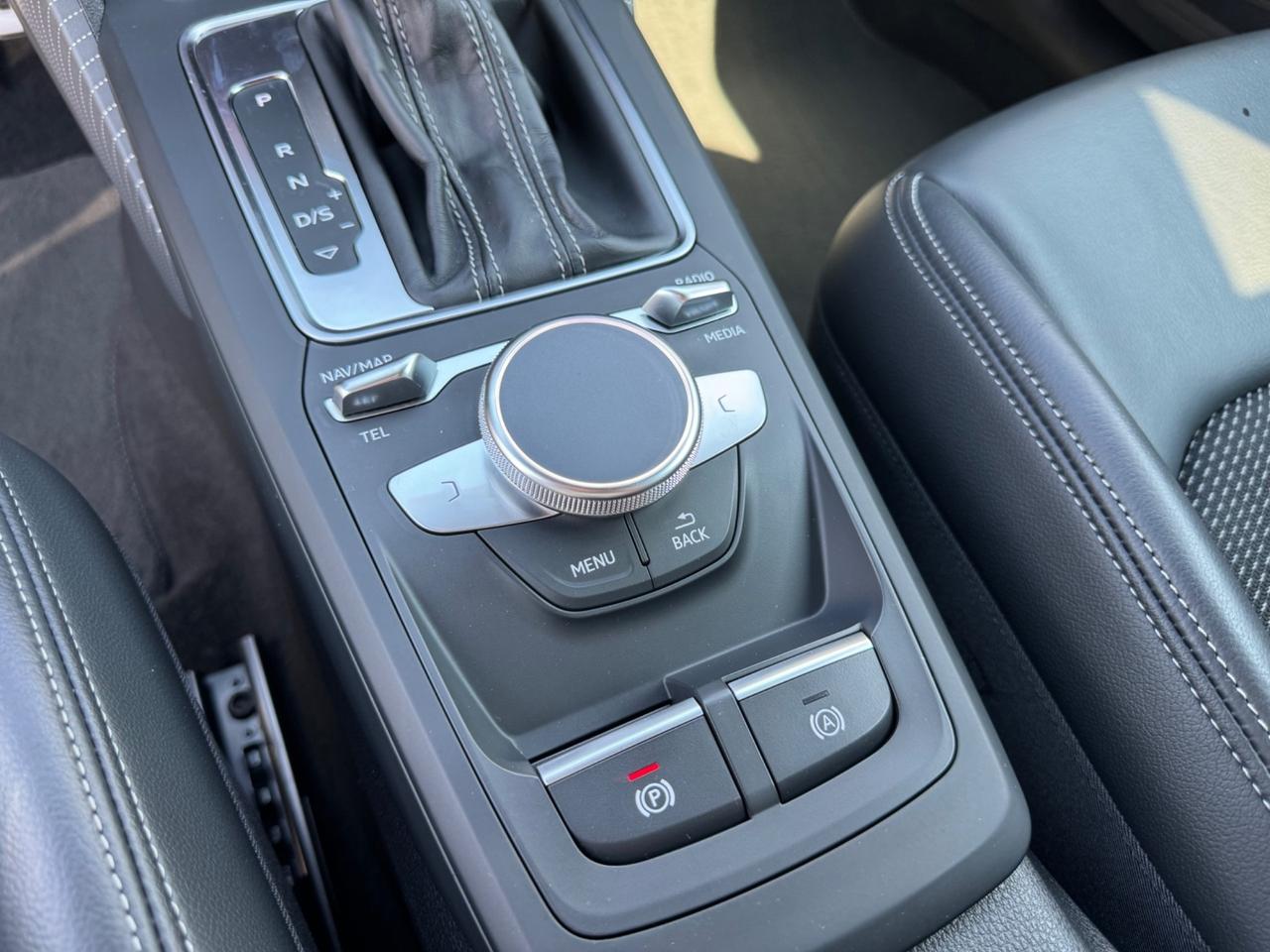 Audi Q2 35 TFSI S tronic line
