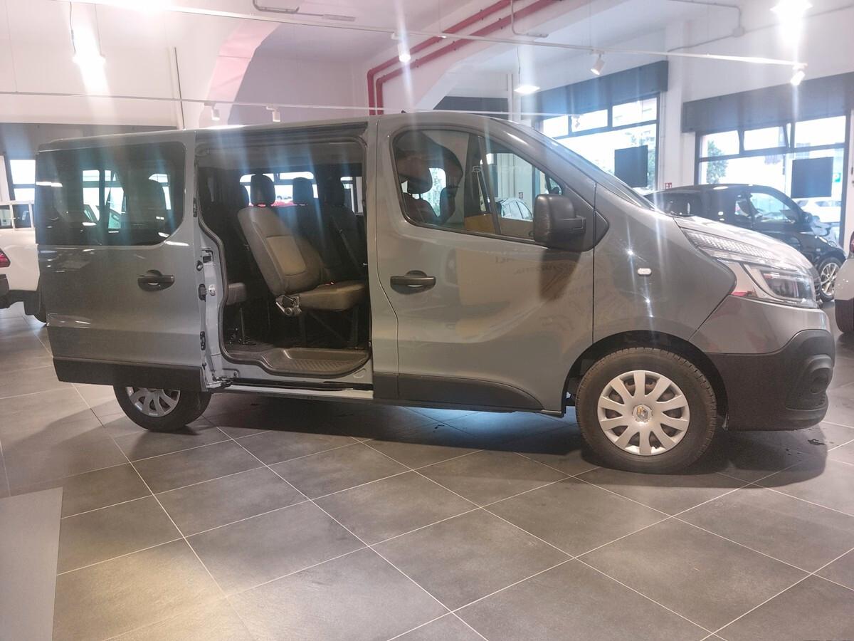 Renault Trafic 2.0 dCi 9p GARANZIA 5 ANNI TASSO 0