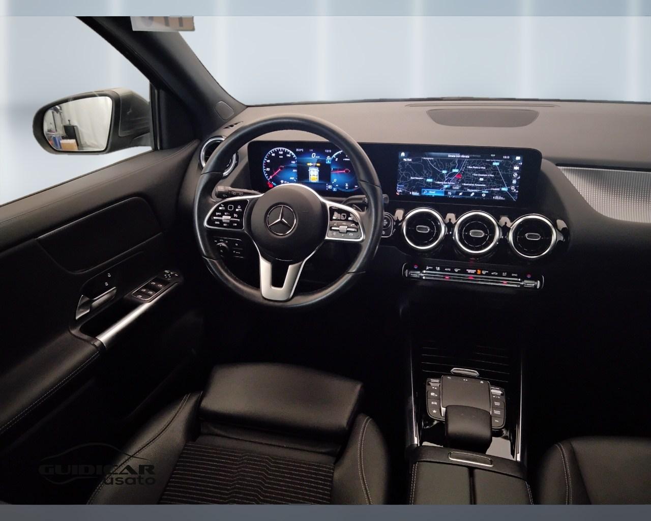 Mercedes-Benz GLA-H247 2020 - GLA 180 d Sport Plus auto