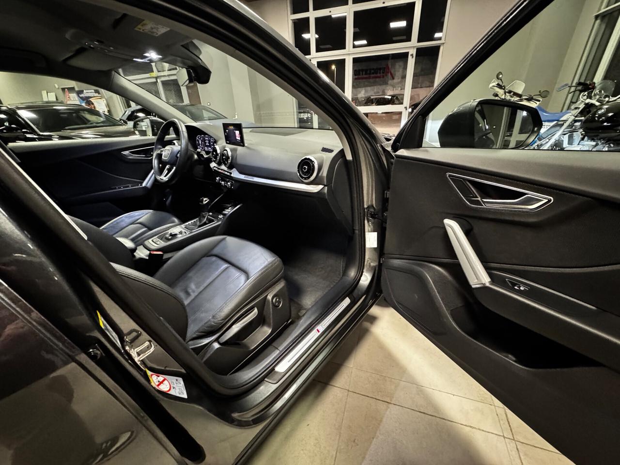 AUDI Q2 2.0 TDI QUATTRO SLINE STRONIC ID BLACK