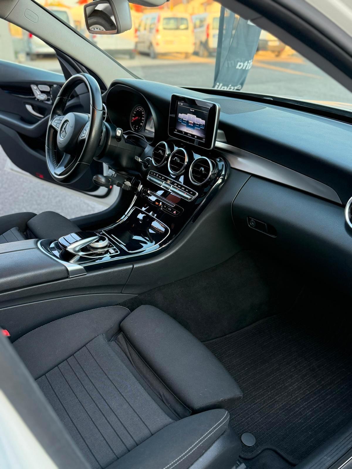 Mercedes-benz C 180 C 180 d T Blue TEC AMG Sport