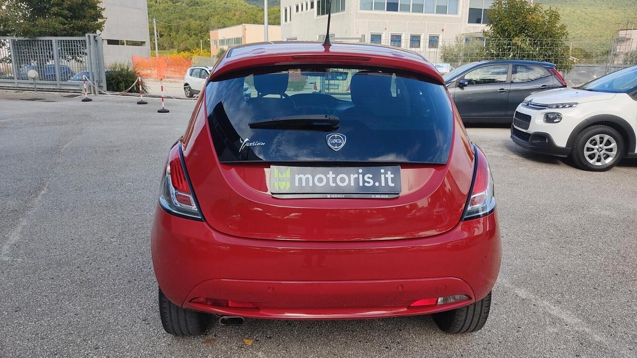 Lancia Ypsilon 1.2 69 CV 5 porte Gold