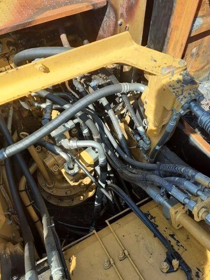 Escavatore Idraulico MOD. 323E LN CATERPILLAR