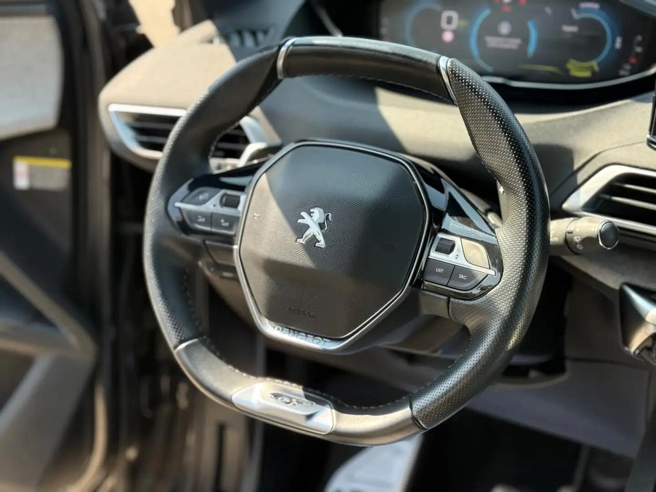 Peugeot 3008 Hybrid4 300 e-EAT8 GT Pack