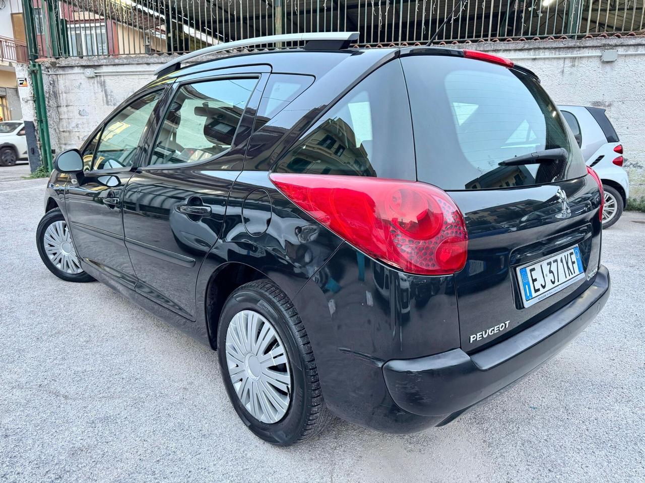 Peugeot 207 1.4 GPL 75CV SW 156000km