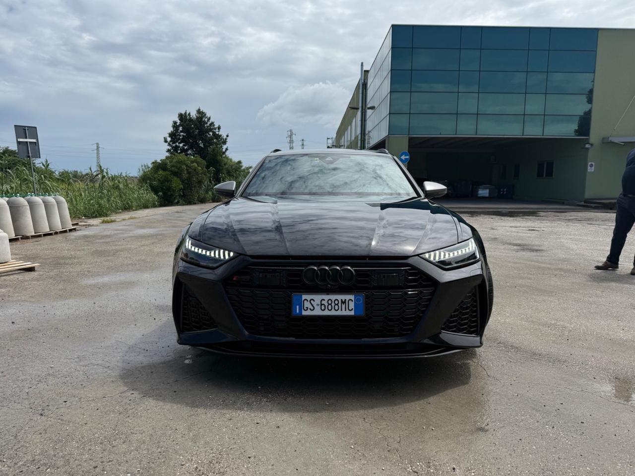 Audi RS6 RS 6 Avant 4.0 TFSI V8 quattro tiptronic Performance