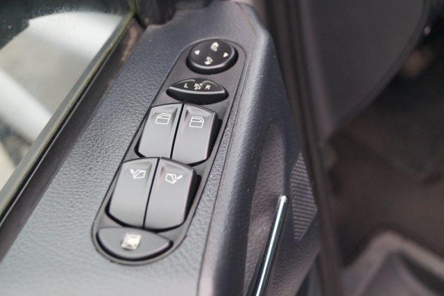 MERCEDES-BENZ Viano 2.2 CDI Ambiente L 8 posti interni in pelle