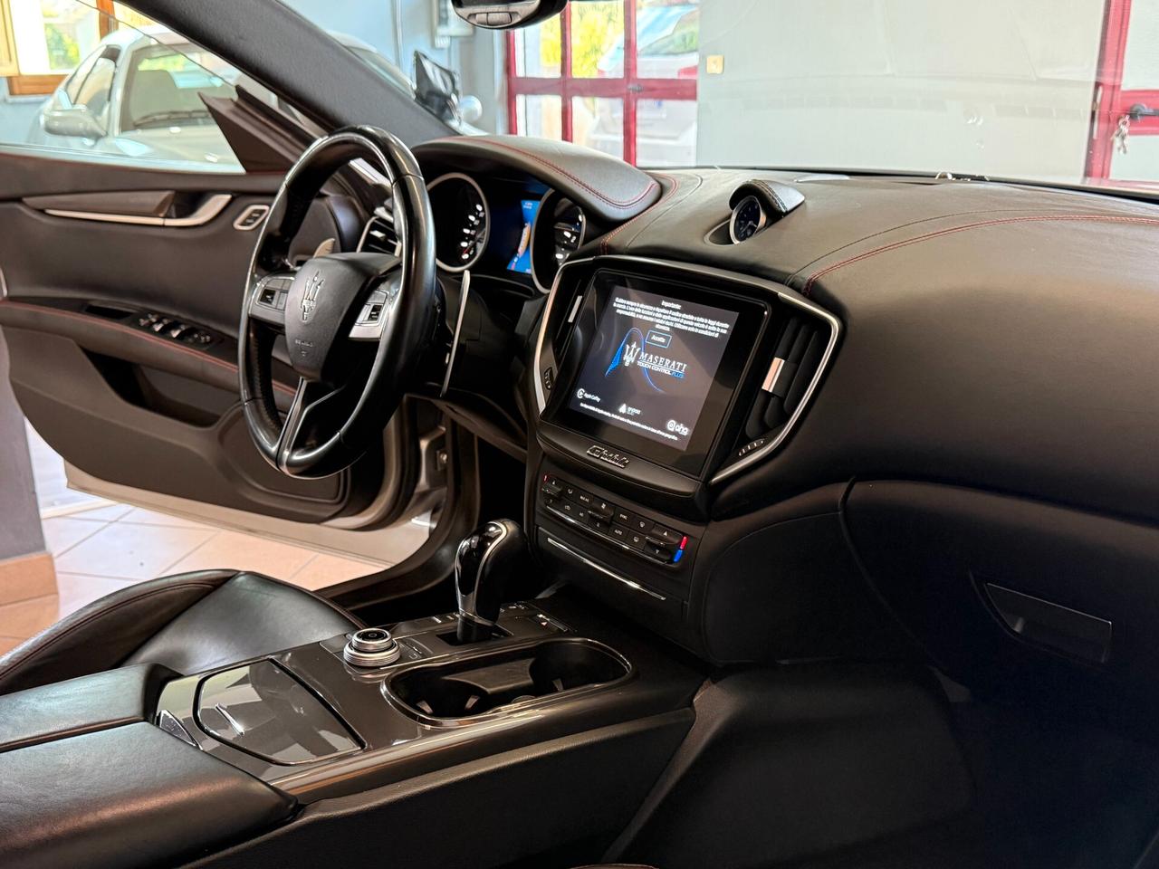Maserati Ghibli V6 430 CV SQ4 Granlusso
