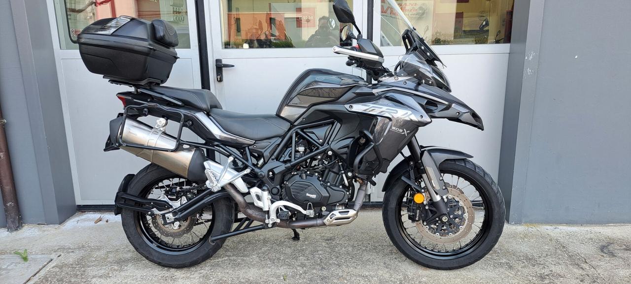 Benelli TRK 502