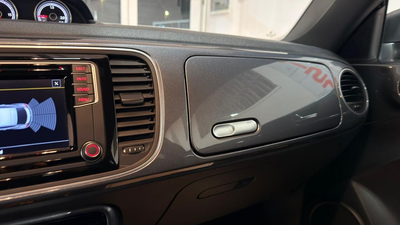 Volkswagen Maggiolino 2.0 TDI Design BlueMotion Te