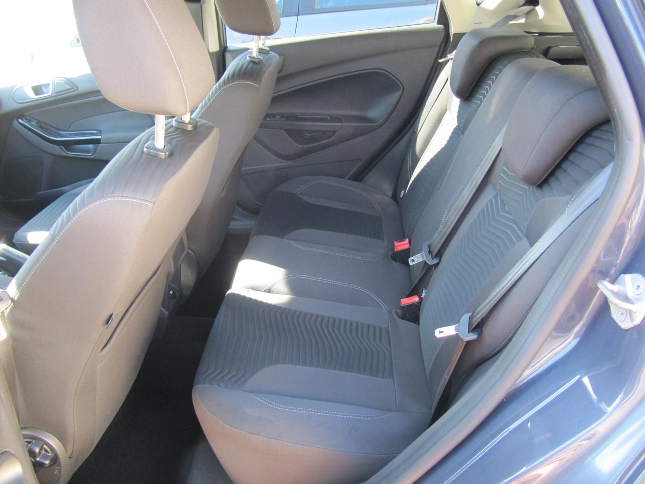 Ford Fiesta 1.5 TDCi 75CV 5 porte Titanium