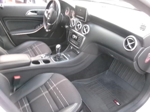Mercedes-benz A 180 d Premium