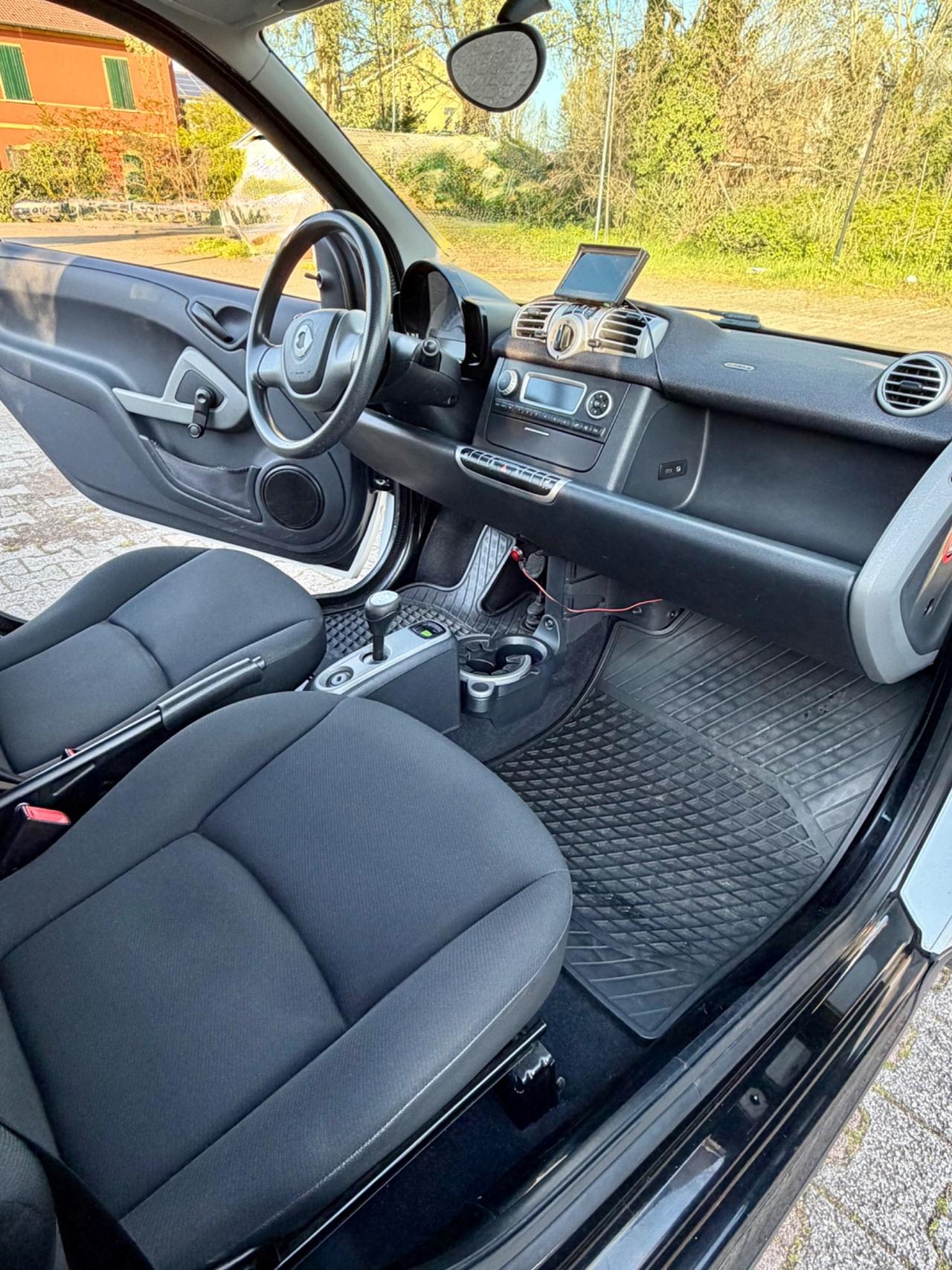 Smart ForTwo 1000 52 kW MHD coupé passion