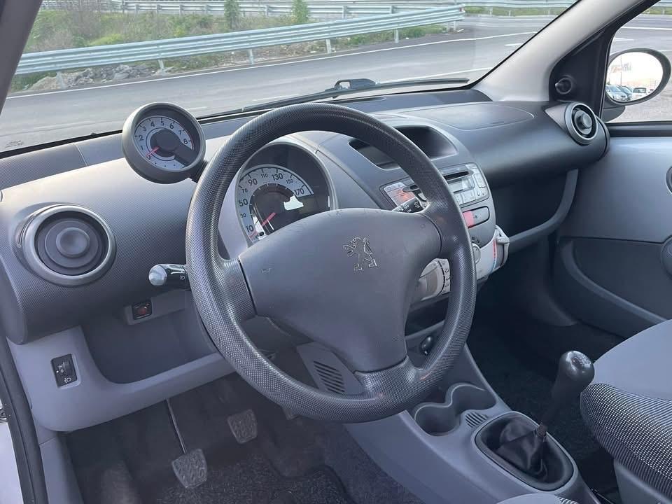 Peugeot 107 1.0 68CV