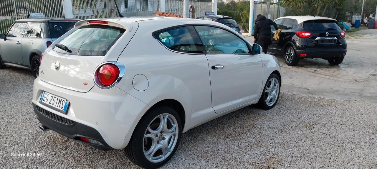 Alfa Romeo MiTo 1.3 JTDm-2 95 CV S&S Distinctive