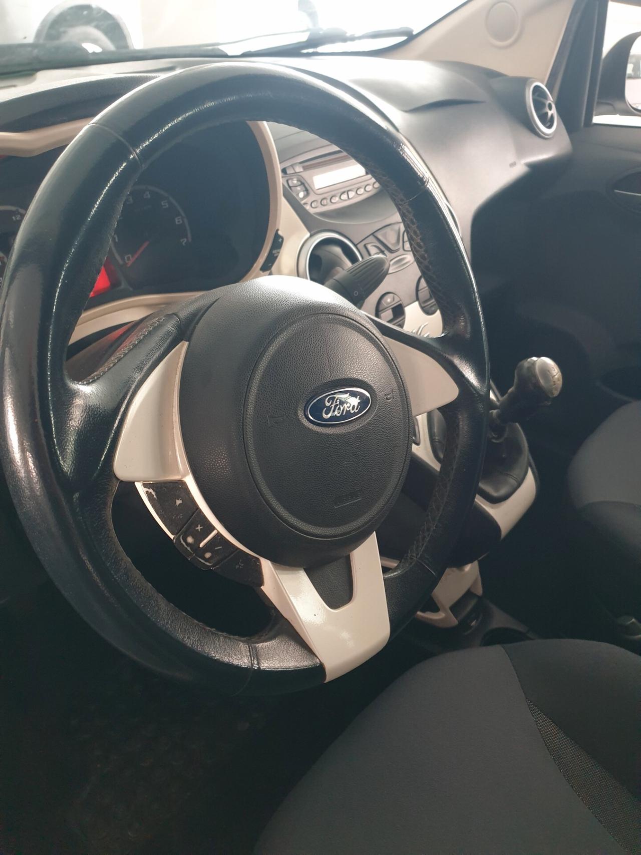 Ford Ka Ka+ 1.2 8V 69CV Titanium