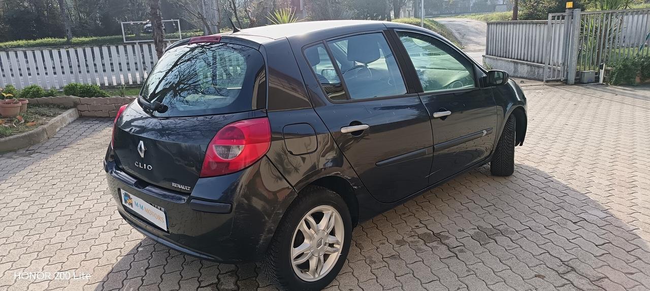 RenaultClio 1.2 benzina
