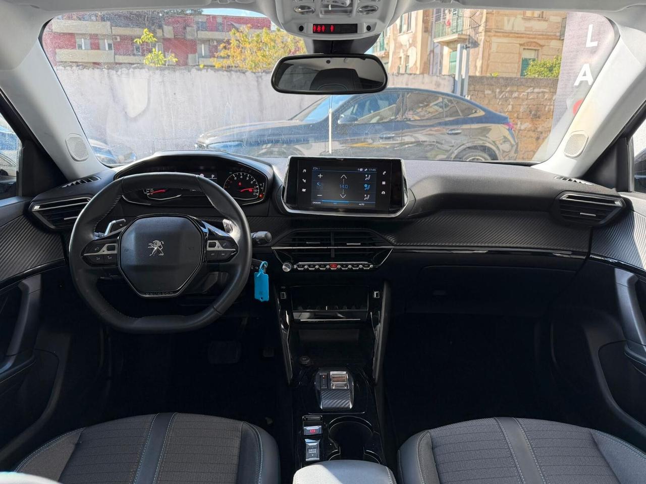 Peugeot 2008 BlueHDi 130 S&S EAT8 Allure