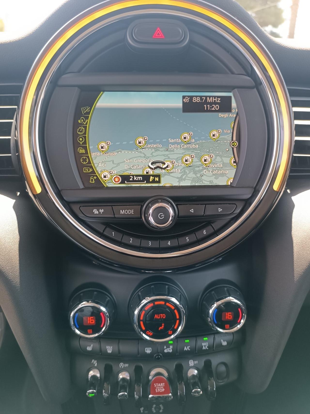 Mini cooper D 5 porte