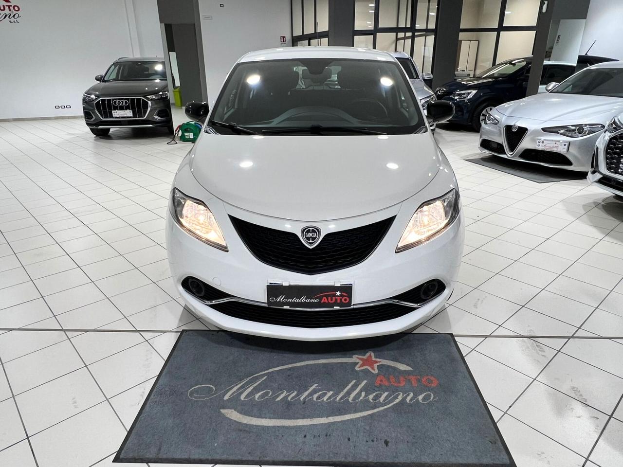 Lancia Ypsilon 1.2 69 CV 5 porte Platinum