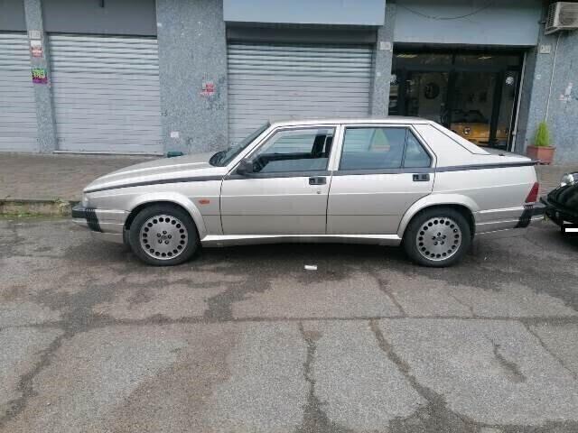 Alfa Romeo 75 1800 turbo america