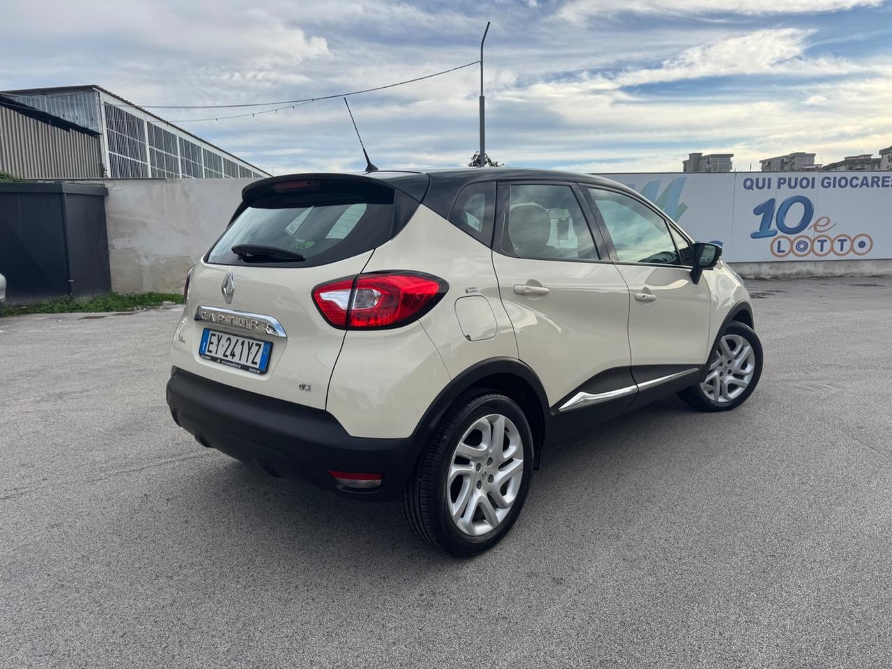 Renault Captur dCi 8V 90 CV Start&Stop Energy R-link