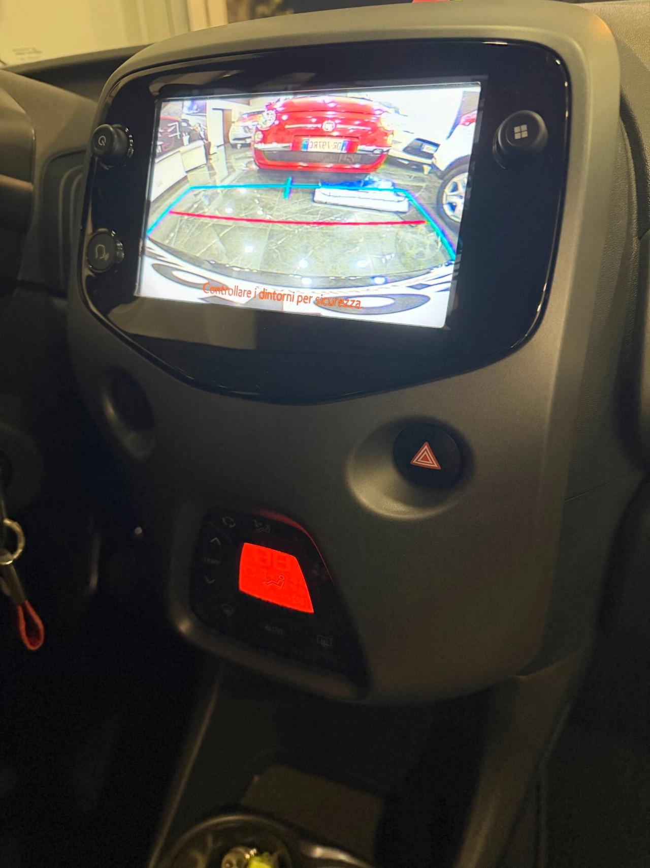 Toyota Aygo 1.0 VVT-i 72 CV 5 porte x-cool