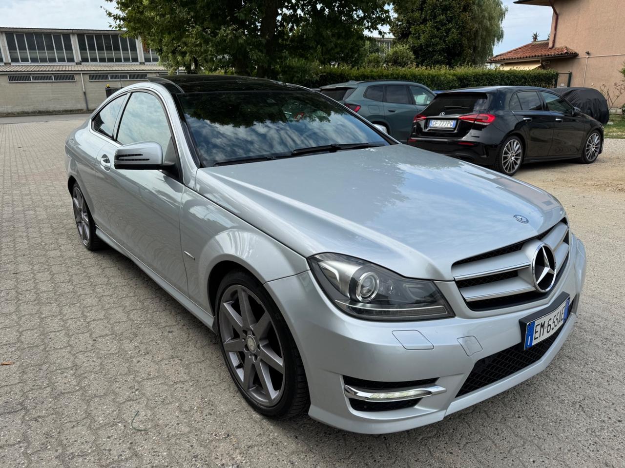 Mercedes-benz C 250 benzina 2012 AMG