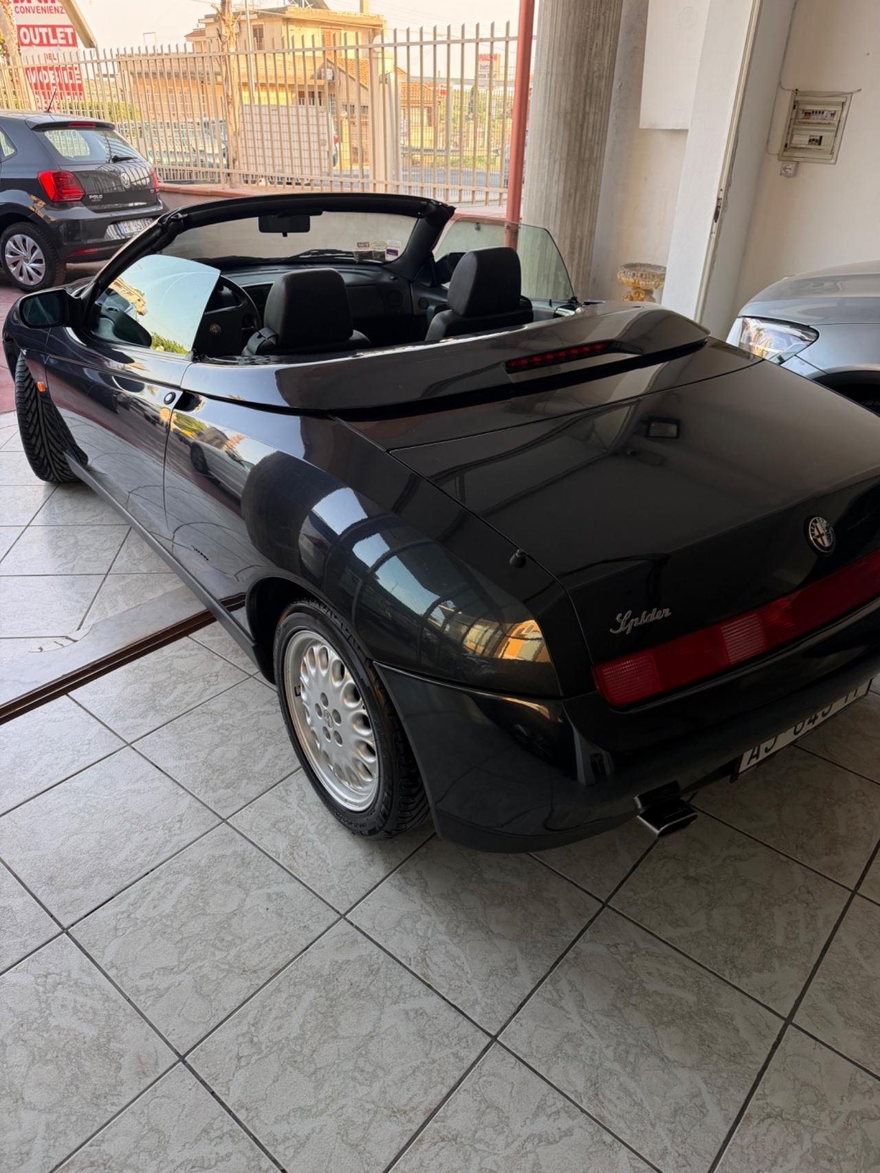 Alfa Romeo GTV Spider 2.0i 16V Twin Spark cat