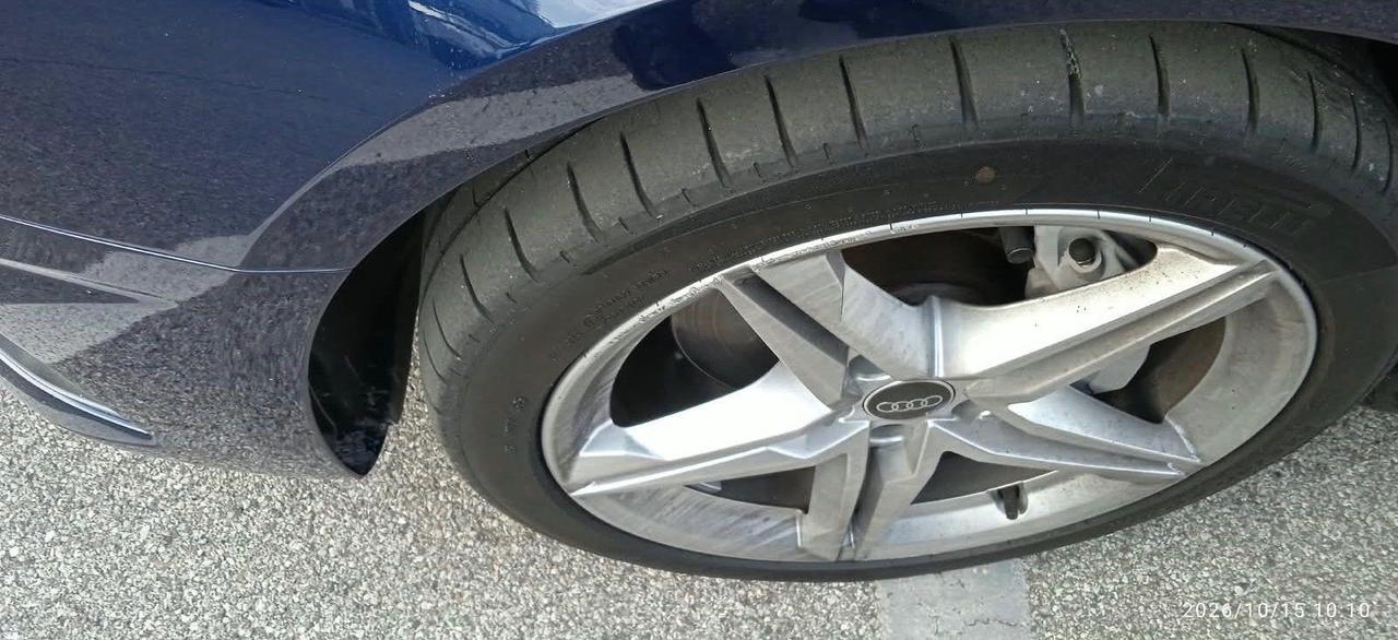 Audi A4 Avant 40 TDI quattro S tronic line edition