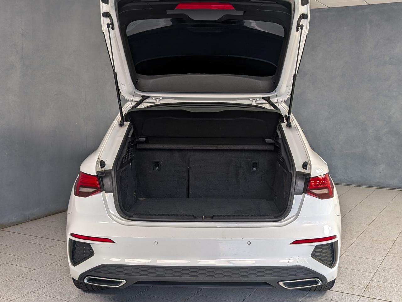 Audi A3 35 TFSI MHEV S-tronic S Line Edition