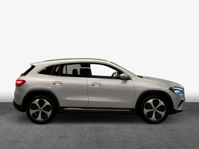 MERCEDES-BENZ GLA 180 d Automatic Advanced