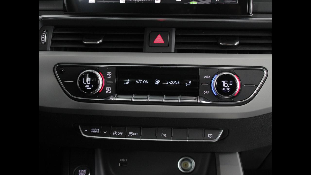 Audi A4 AVANT 40 G-TRON S TRONIC