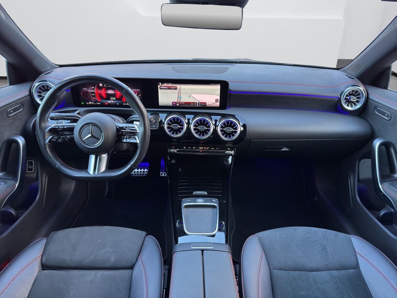 MERCEDES-BENZ CLA 180 d AUT. AMG LINE PREMIUM - MY24